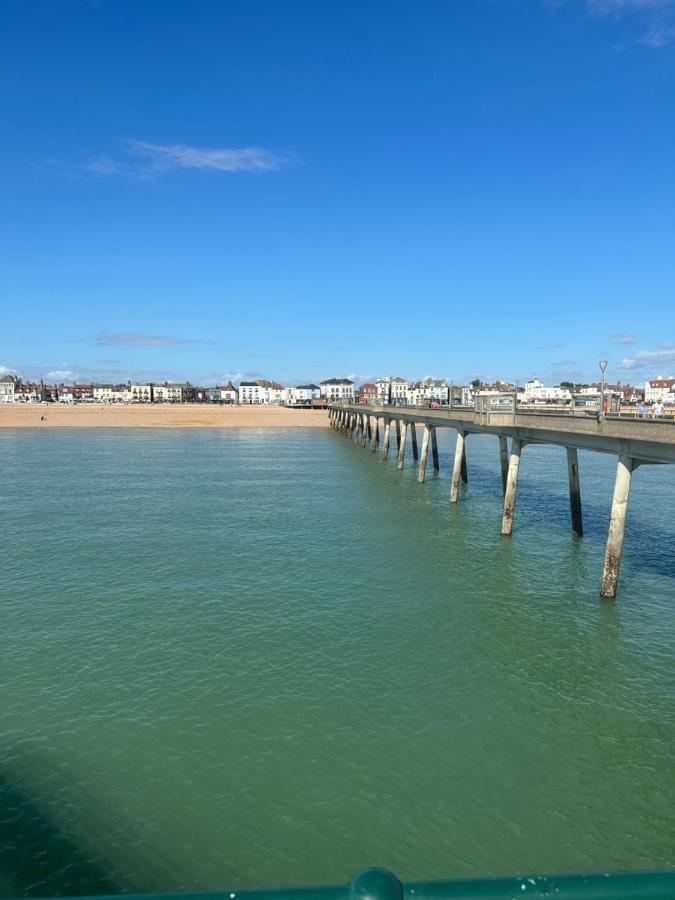 Goodwin Sands 딜 외부 사진